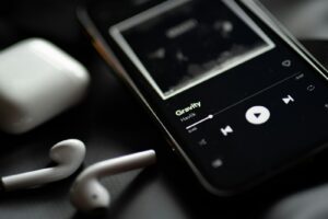 Read more about the article Top Free SoundCloud Alternatives For Unlimited Music Streaming And Downloads 